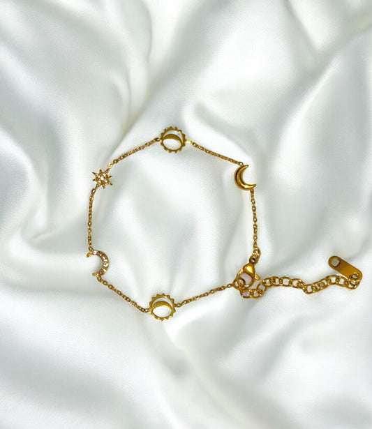 Qamar bracelet